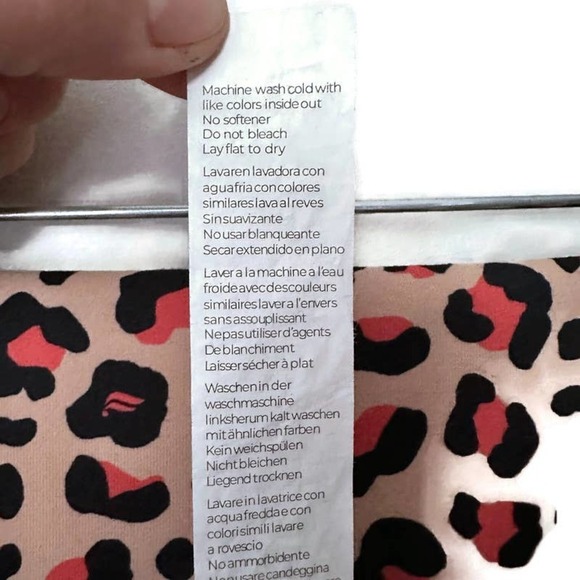 Fabletics PowerHold Legging Leopard Print, Small - Picture 5 of 8